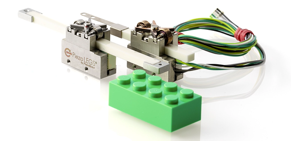 非磁性真空対応ダイレクトドライブリニアアクチュエータ